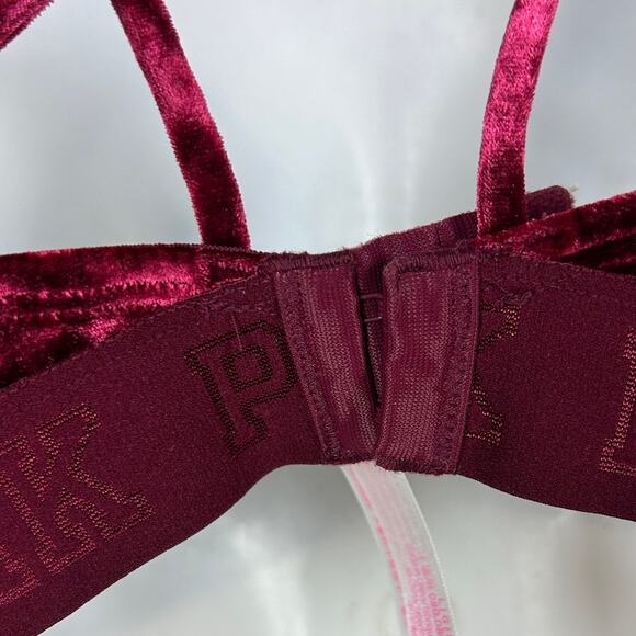 PINK Victoria’s Secret Red Velvet Bralette size L - Picture 6 of 8